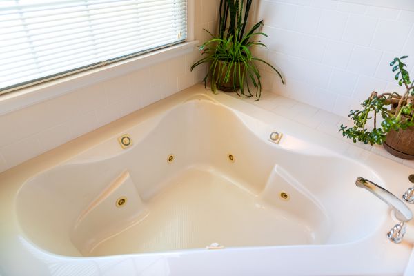 Cost of Soaking Tub Installation in Heber City