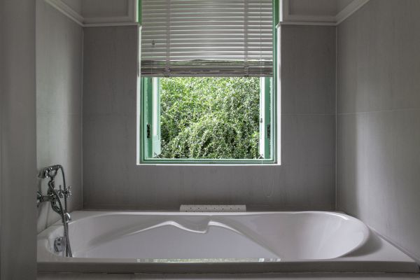 Fiberglass Tub Installation in Heber City